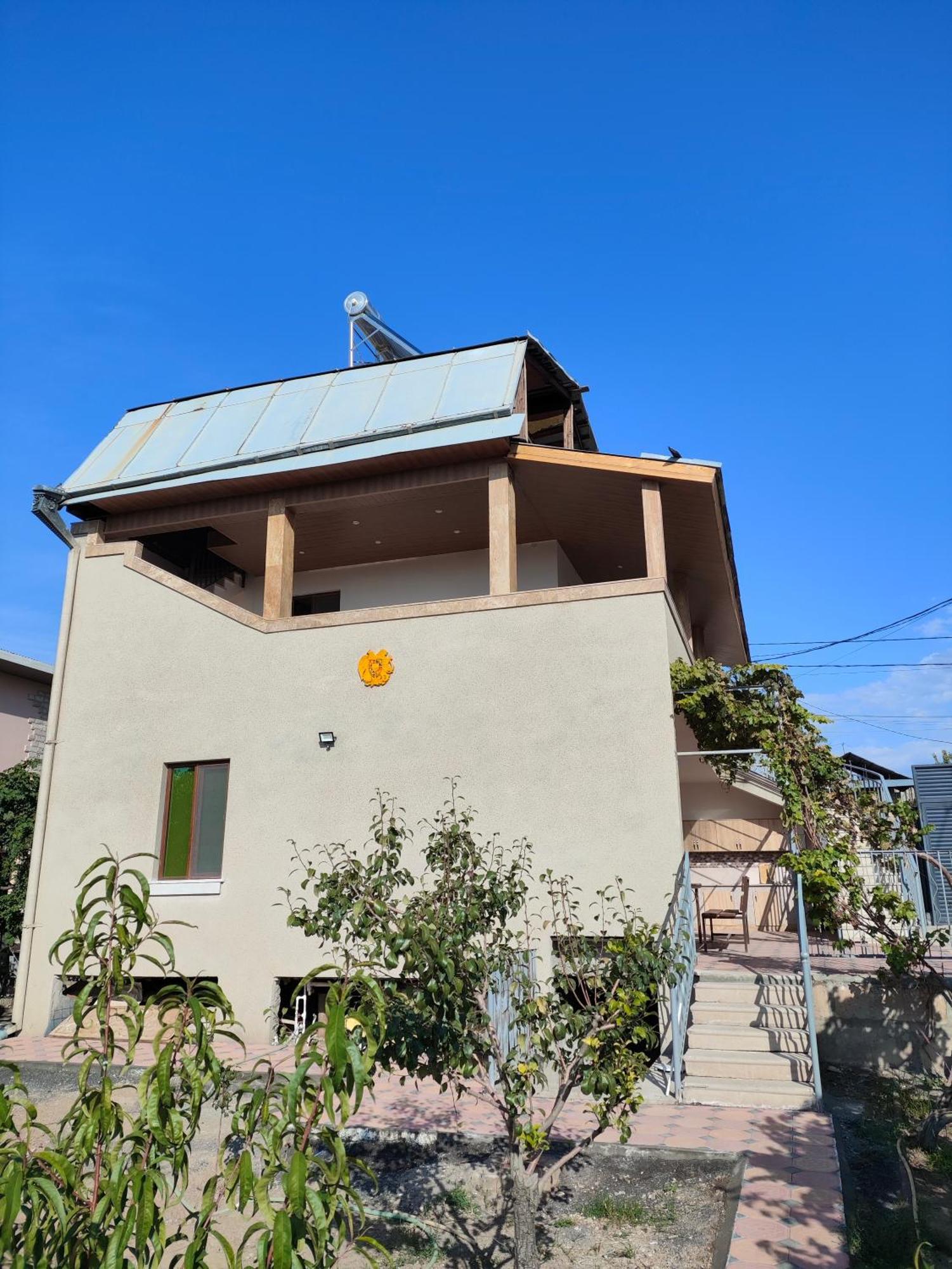 Apex Rest House Of 10 Rooms And Pool Erevan Cameră foto